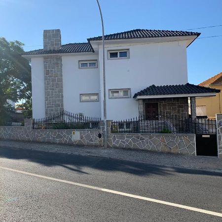 Beautiful Private Room Next To Lisbon - New Paço de Arcos Exterior foto
